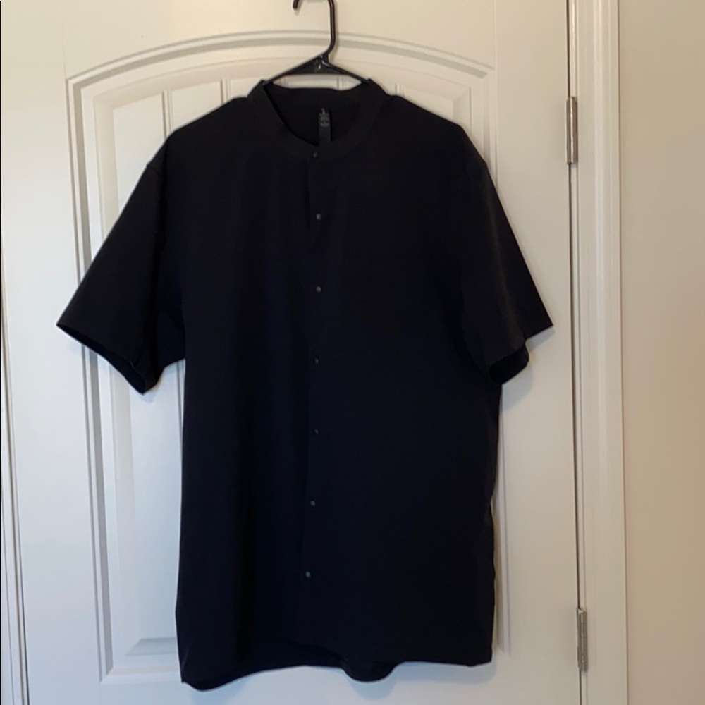 Lululemon Short Sleeve Button Up - Black, XL